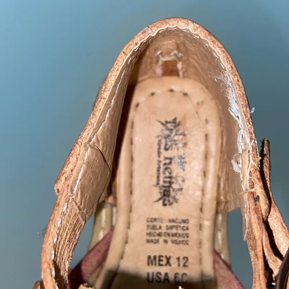 🥰Tres Reinas Original Leather Blue Tag Detailed Craftsmanship Kids Shoes Size 6C